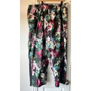 Nike Womens Plus Black Floral Windbreaker Sweatpants w/ Snap Leg | Size 3X